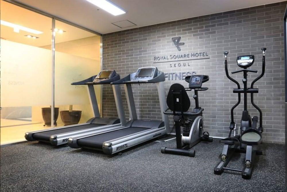 Royal Square Hotel 3*